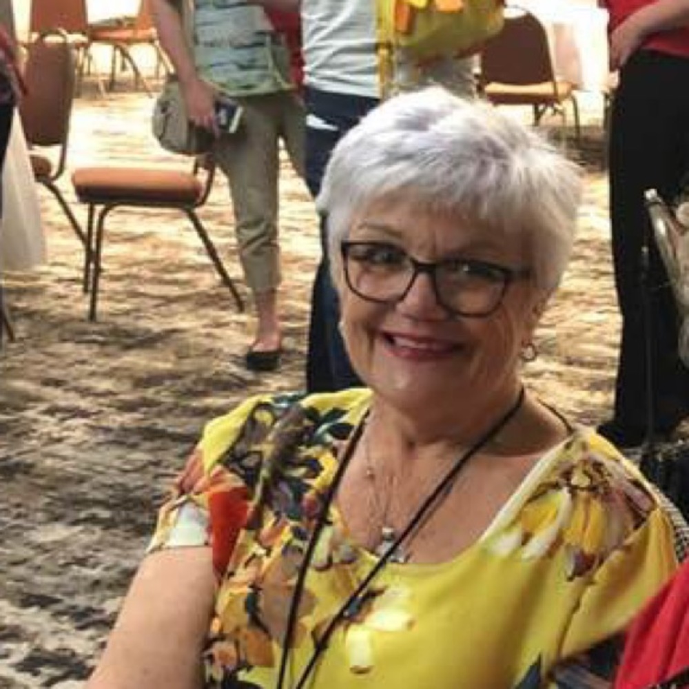 Meet your Posher, Ellen